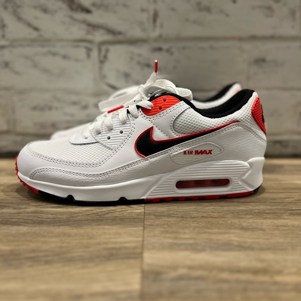 NIKE Air Max 90.  Blood Orange, White, Black DO8903-100.